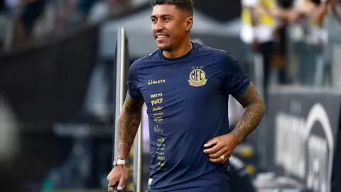 梦回曼联巅峰路：B费两度险离队，一心只为红魔再创辉煌传奇